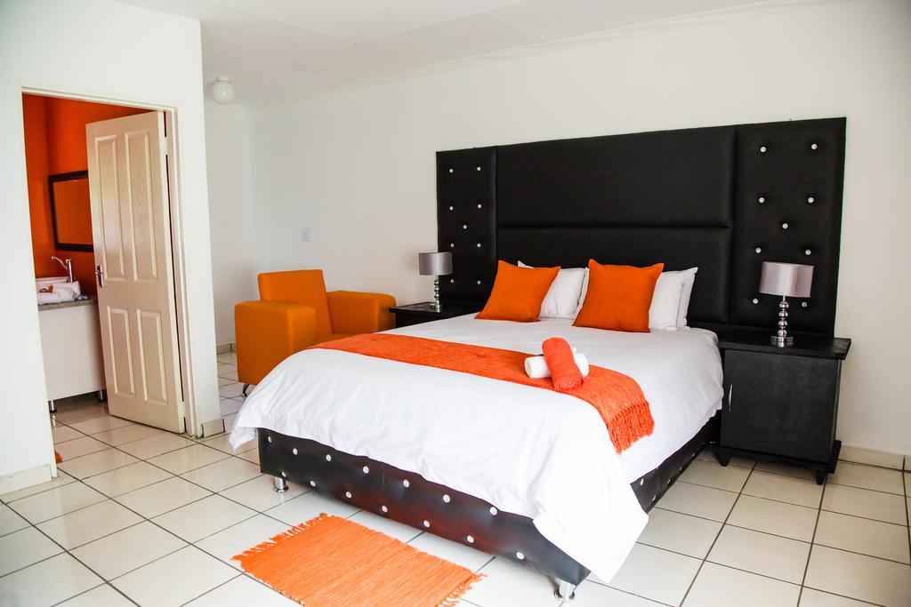 Lapologa Bed & Breakfast Tzaneen Oda fotoğraf