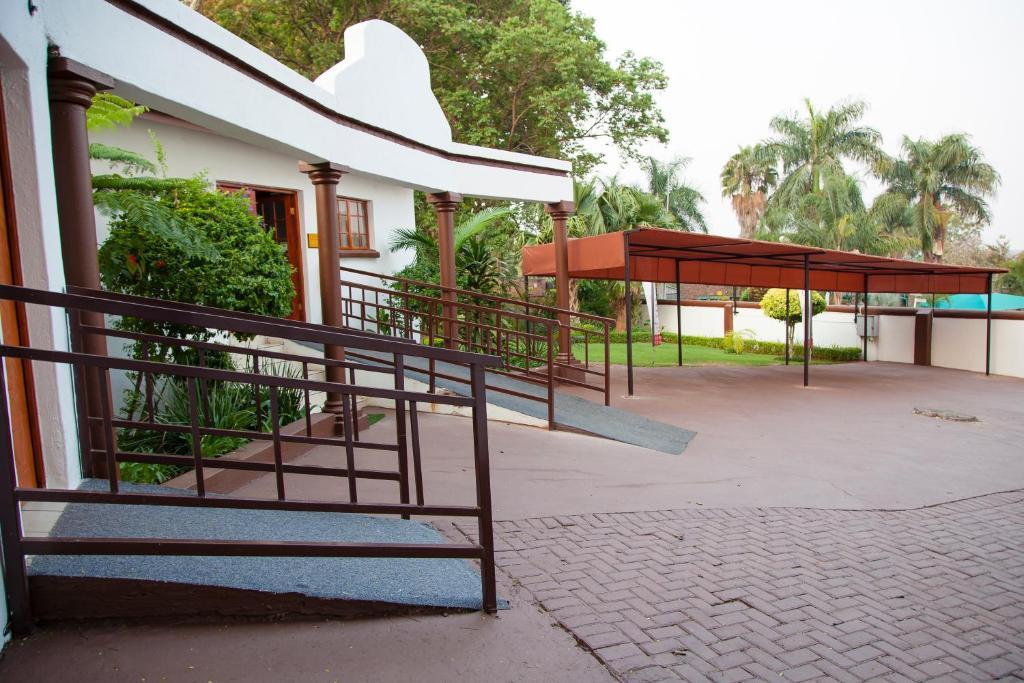 Lapologa Bed & Breakfast Tzaneen Oda fotoğraf